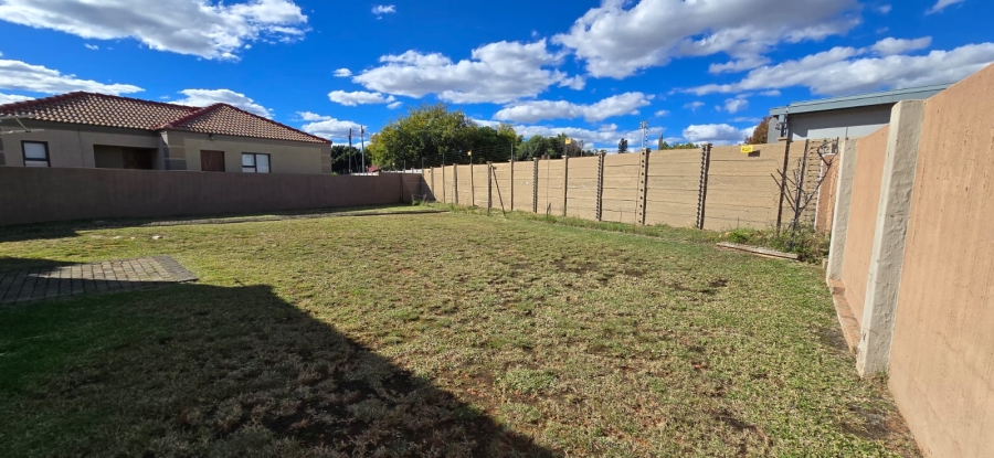 2 Bedroom Property for Sale in Flamwood North West